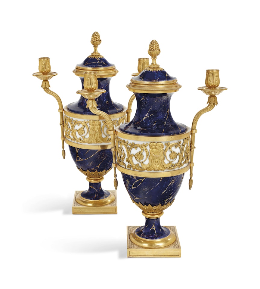 PAIRE DE VASES IMPERIAUX FORMANT GIRANDOLES D'EPOQUE LOUIS XVI by Anonymous