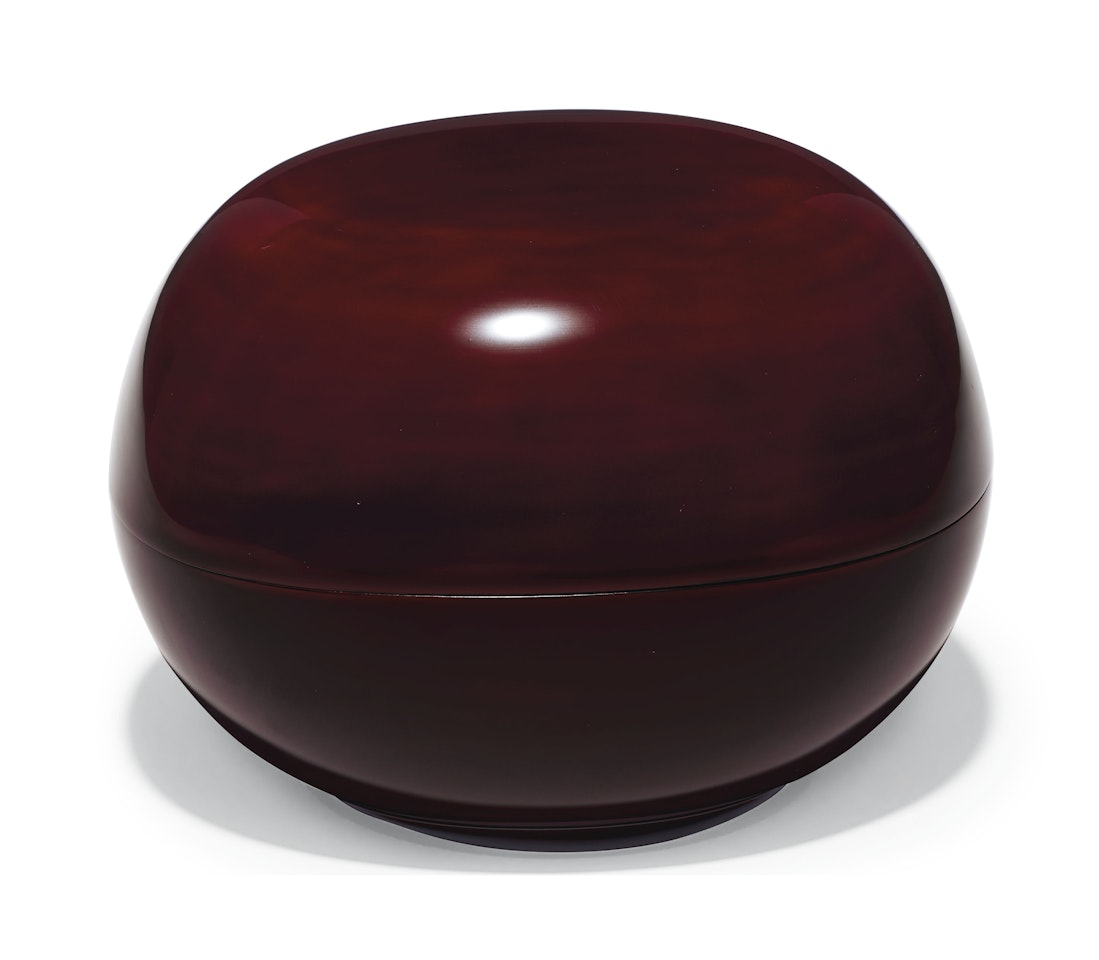 A LACQUER CAKE BOX AND COVER, BY SUZUKI MUTSUMI (1942-2009) by Anonymous