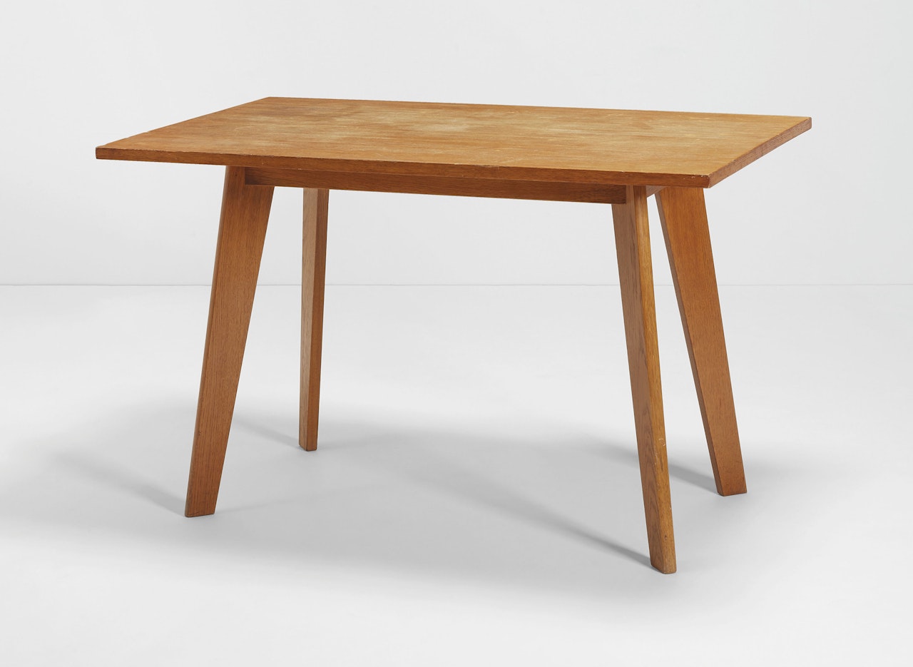 TABLE, ÉDITION ÉQUIPEMENT DE LA MAISON OU B.C.B by Charlotte Perriand