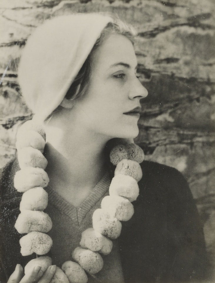 Lee Miller au Collier d'Éponges, Juan-les-Pins, hiver by Man Ray