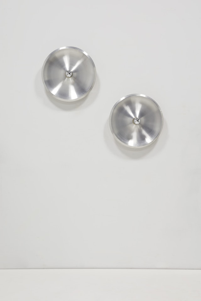 PAIRE D'APPLIQUES, MODÈLE 262 CRÉÉ EN 1971, ÉDITION ARTELUCE by Gino Sarfatti
