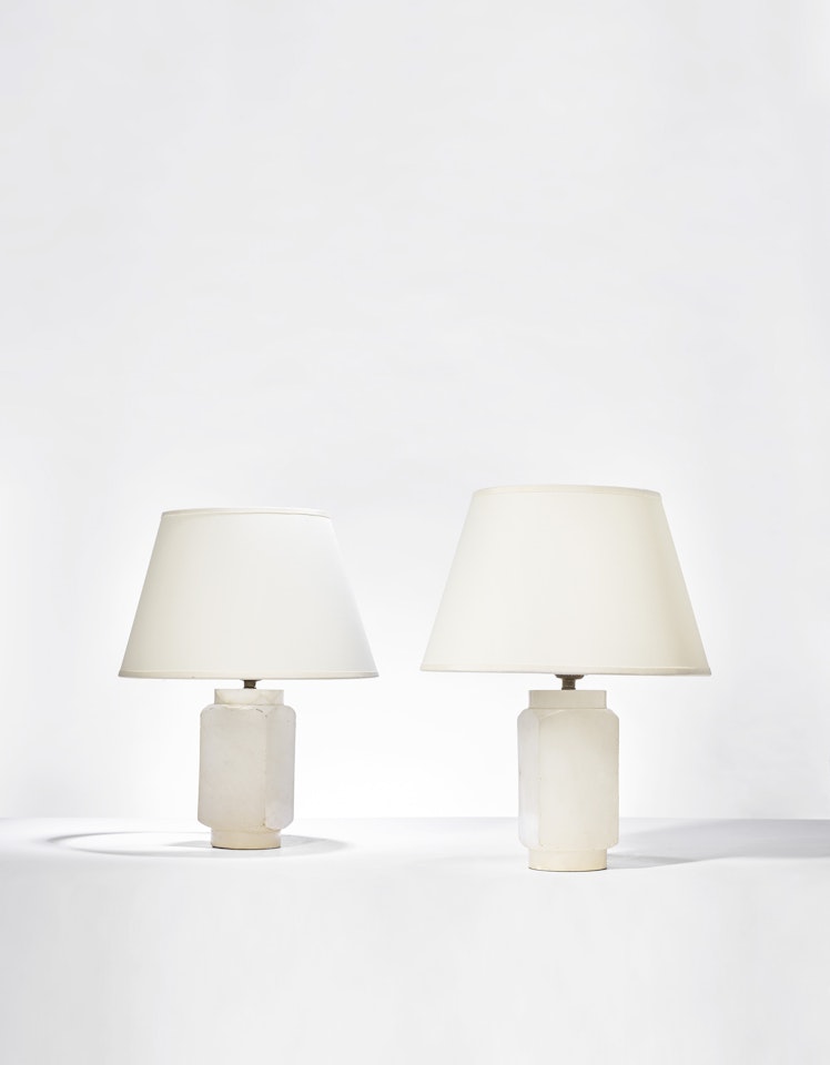 LAMPE DE TABLE ‘SIGNE DE LA TERRE’, LE MODÈLE CRÉÉ VERS 1925, CELLE-CI RÉALISÉE VERS 1939 by Jean-Michel Frank