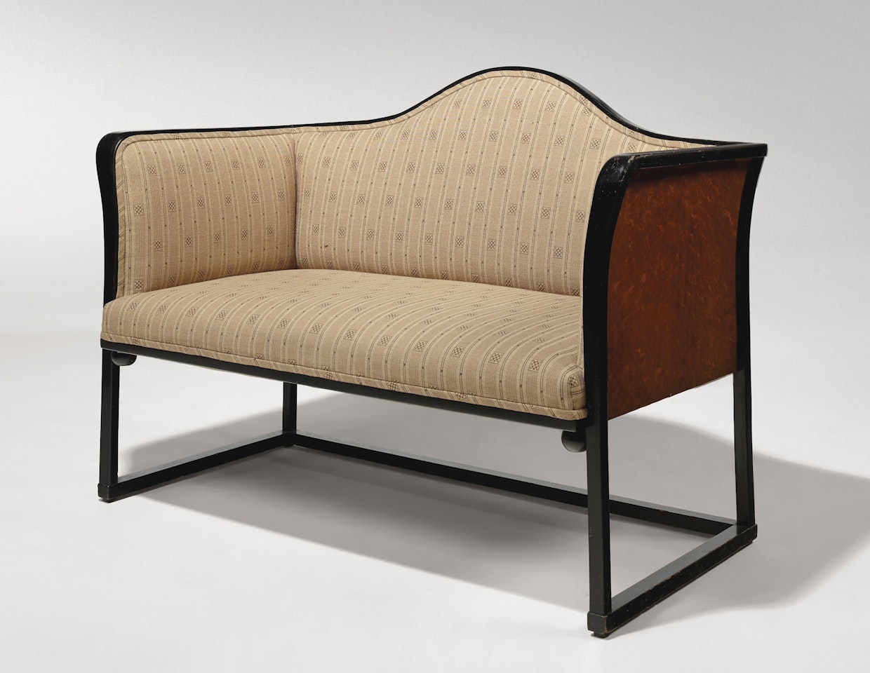 SETTEE, MODEL NO. 424/C by Josef Hoffmann