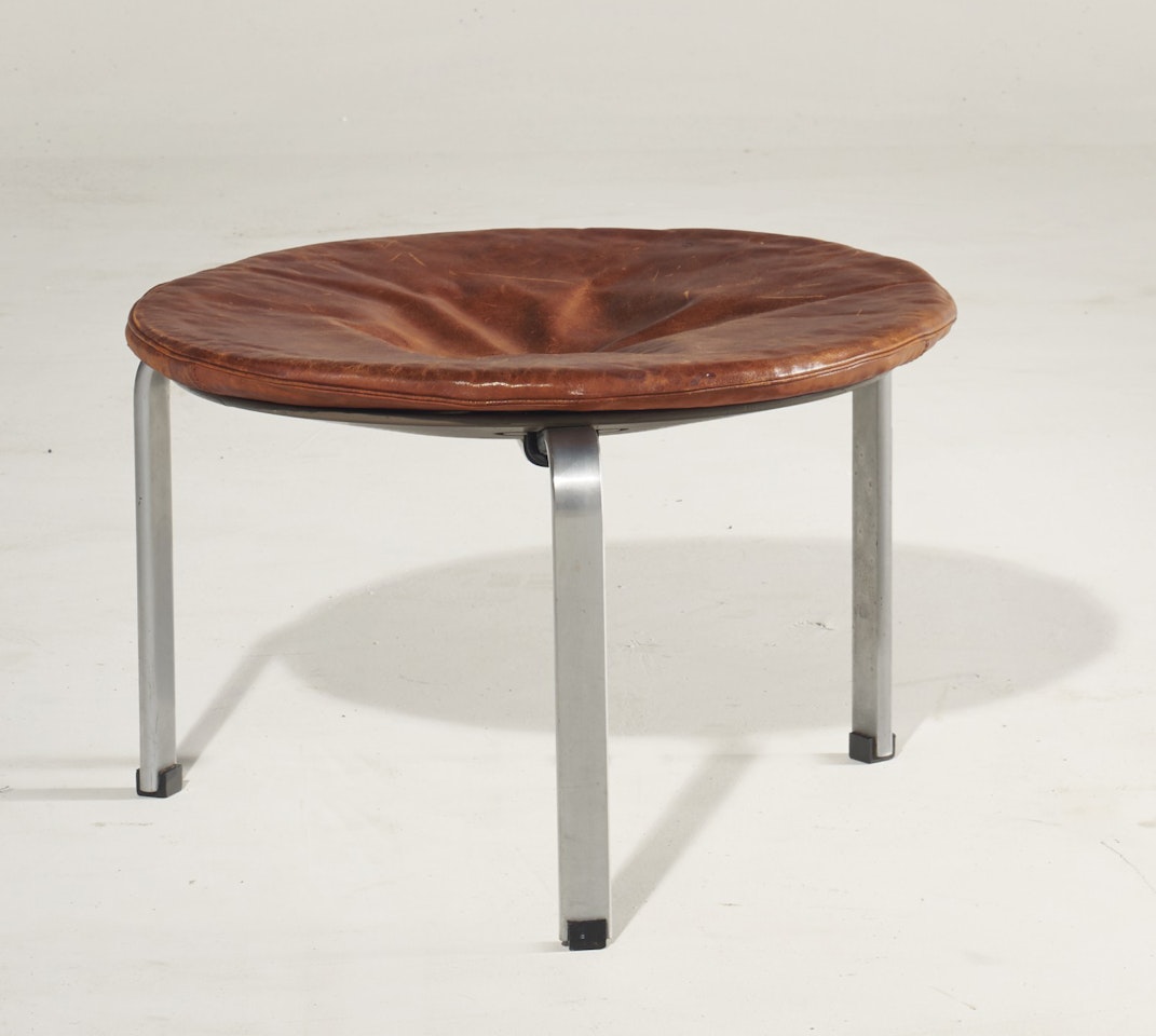 STOOL, MODEL NO. PK 33 by Poul Kjaerholm