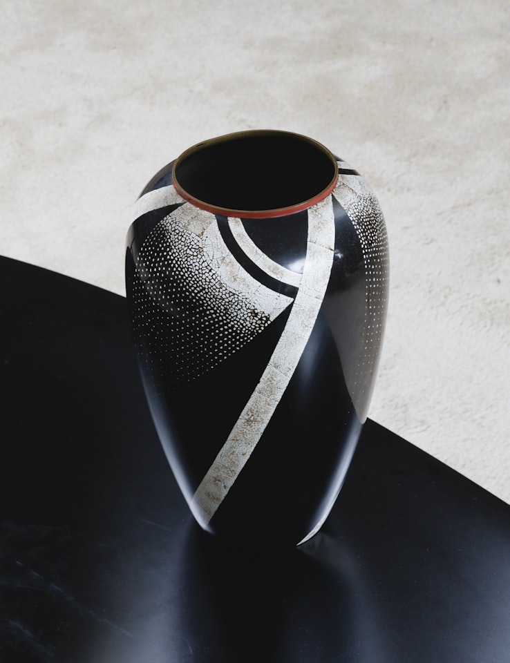 VASE OVOÏDE by Jean Dunand