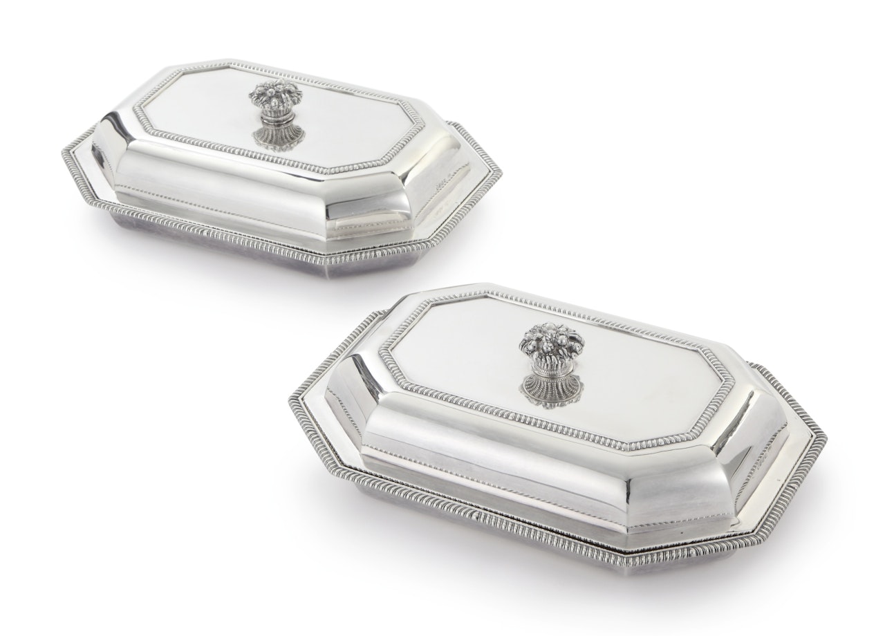 A pair of George III silver entrée dishes and covers, Paul Storr by Anonymous