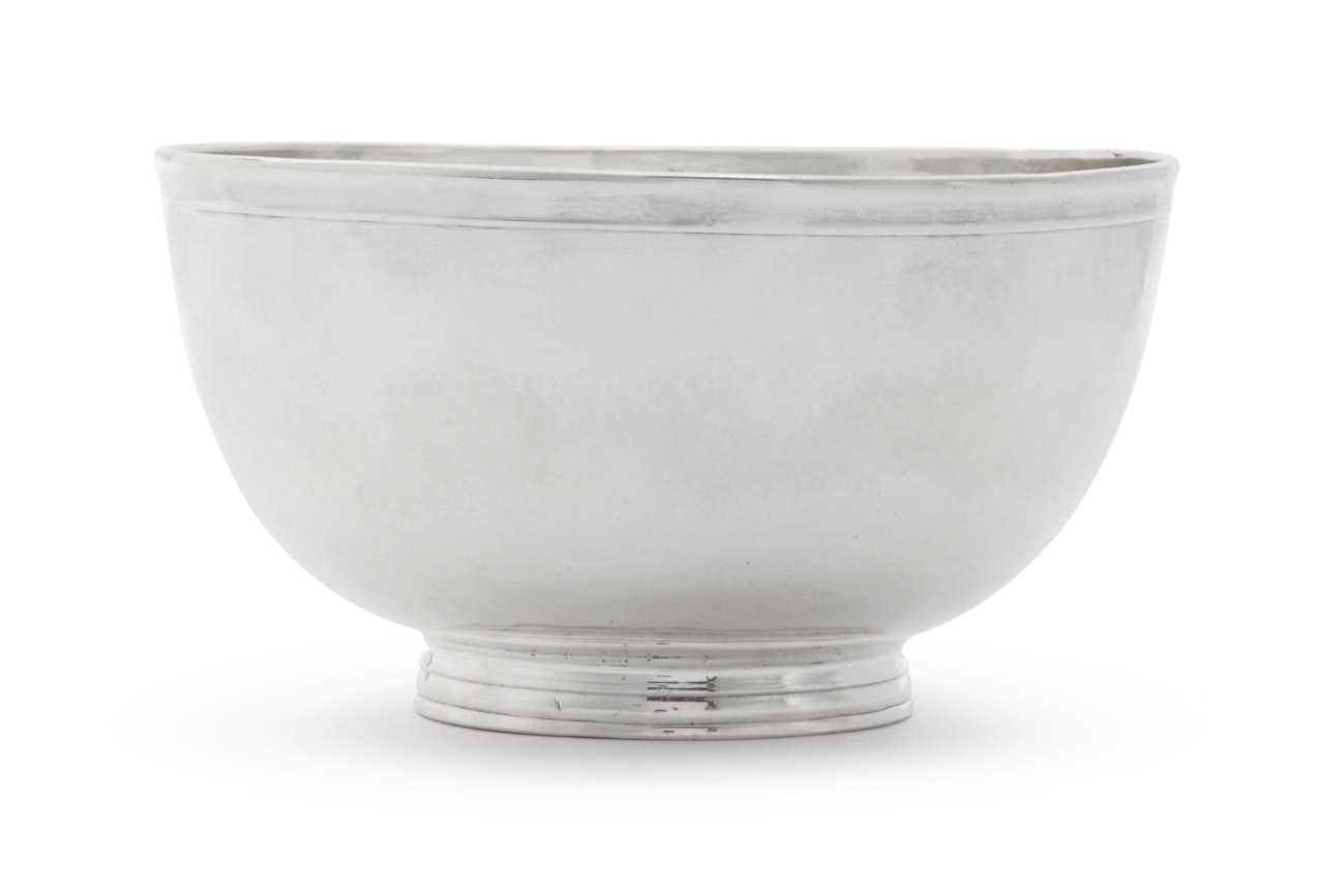 A George I silver bowl, Thomas Mason by Anonymous