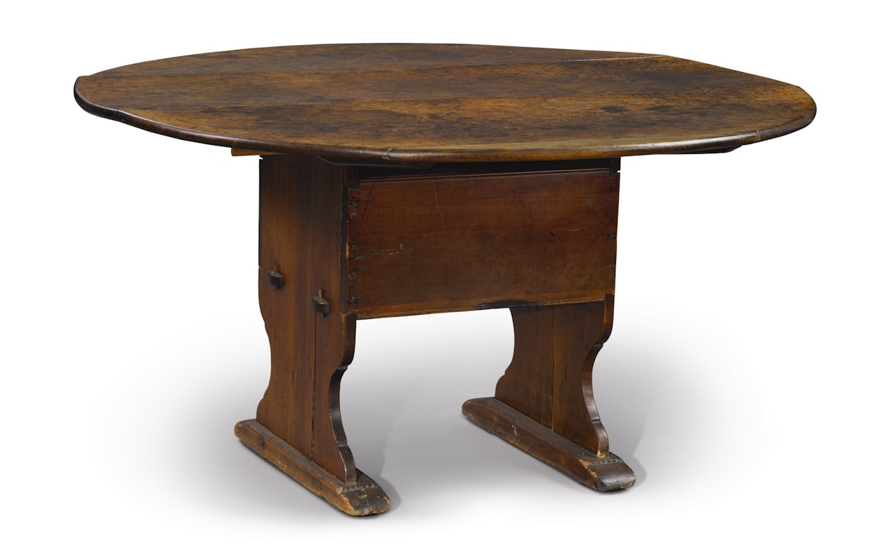 Fine Red-Painted Pine Shoe-Footed Hutch Table by Anonymous