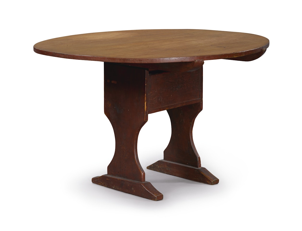 Fine William and Mary Maple Shoe-Foot Hutch Table by Anonymous