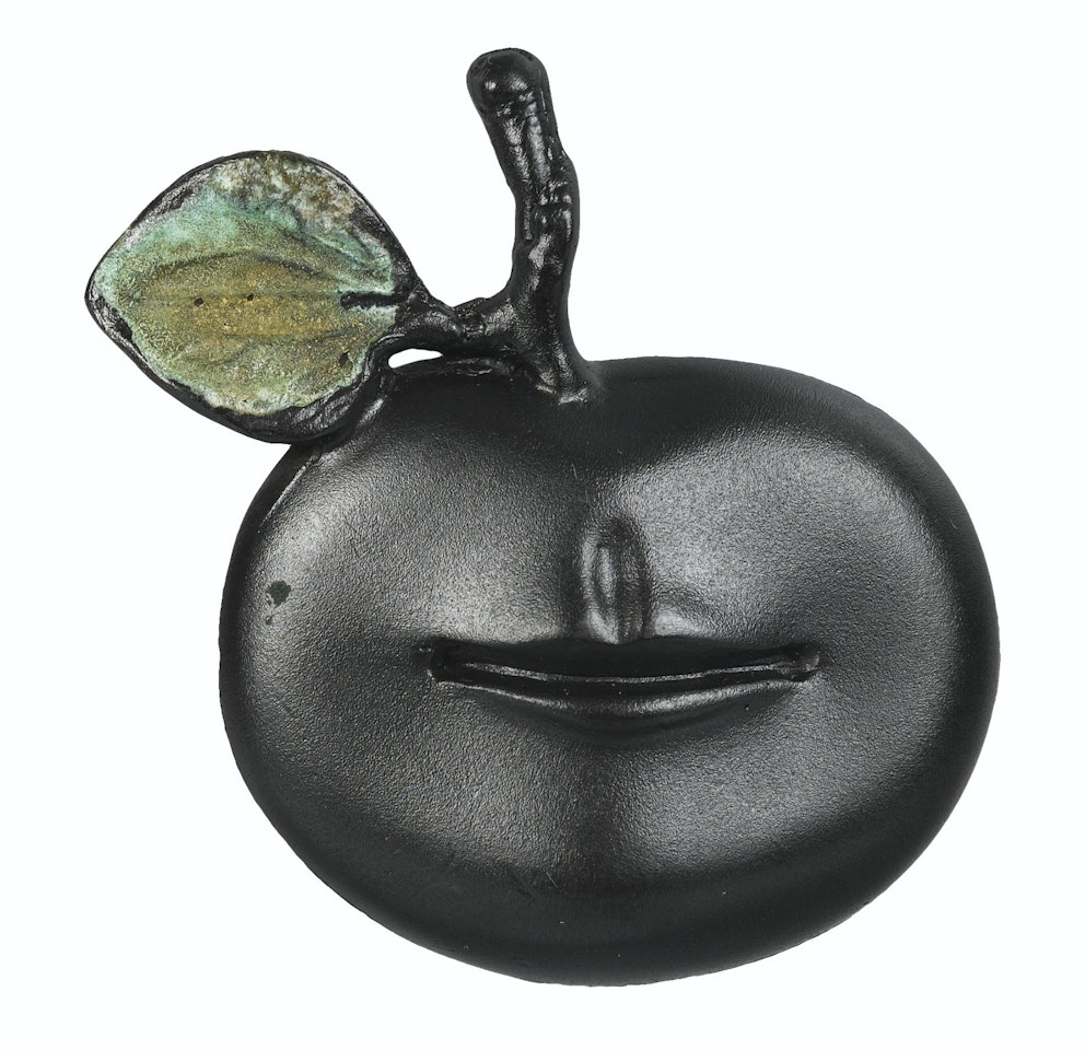 BROCHE POMME BOUCHE by Claude Lalanne