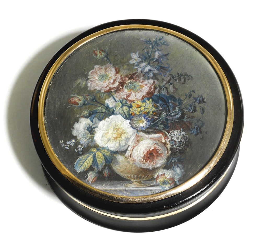 A gold-mounted tortoiseshell box by Anonymous