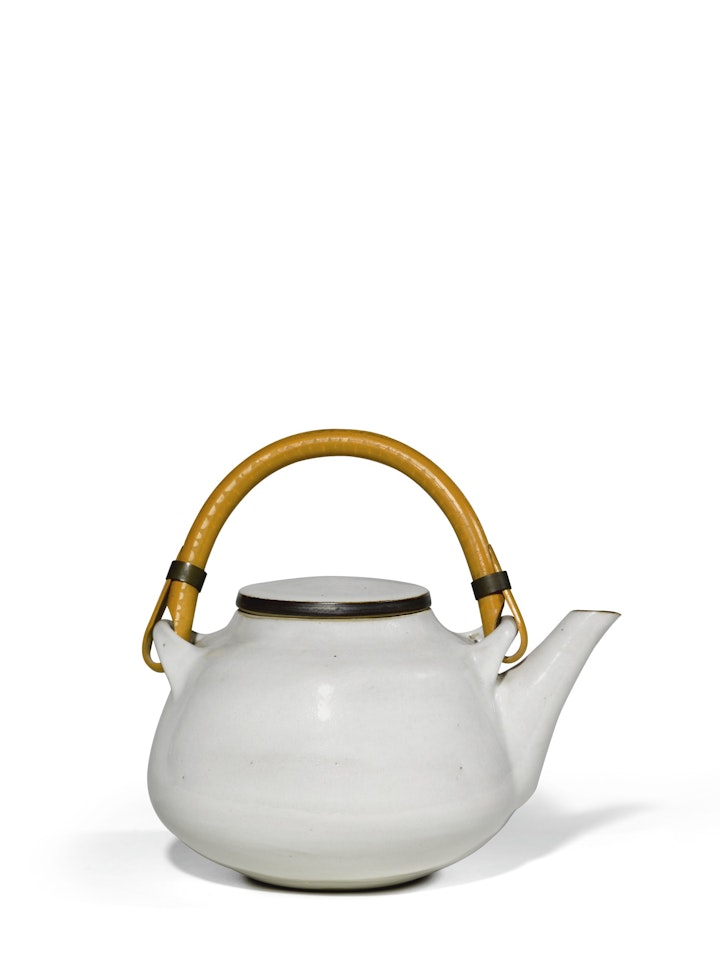 TEAPOT by Lucie Rie