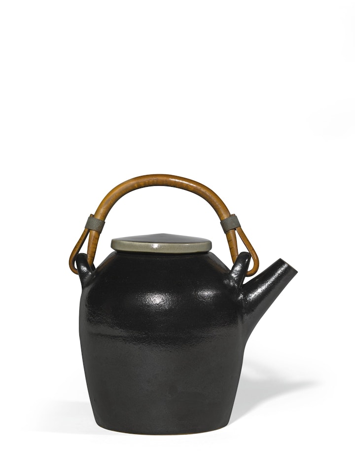 TEAPOT by Lucie Rie