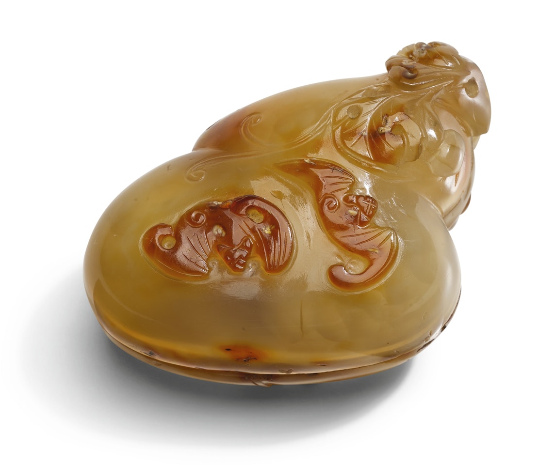 AN AGATE 'DOUBLE-GOURD' BOX AND COVER by Anonymous