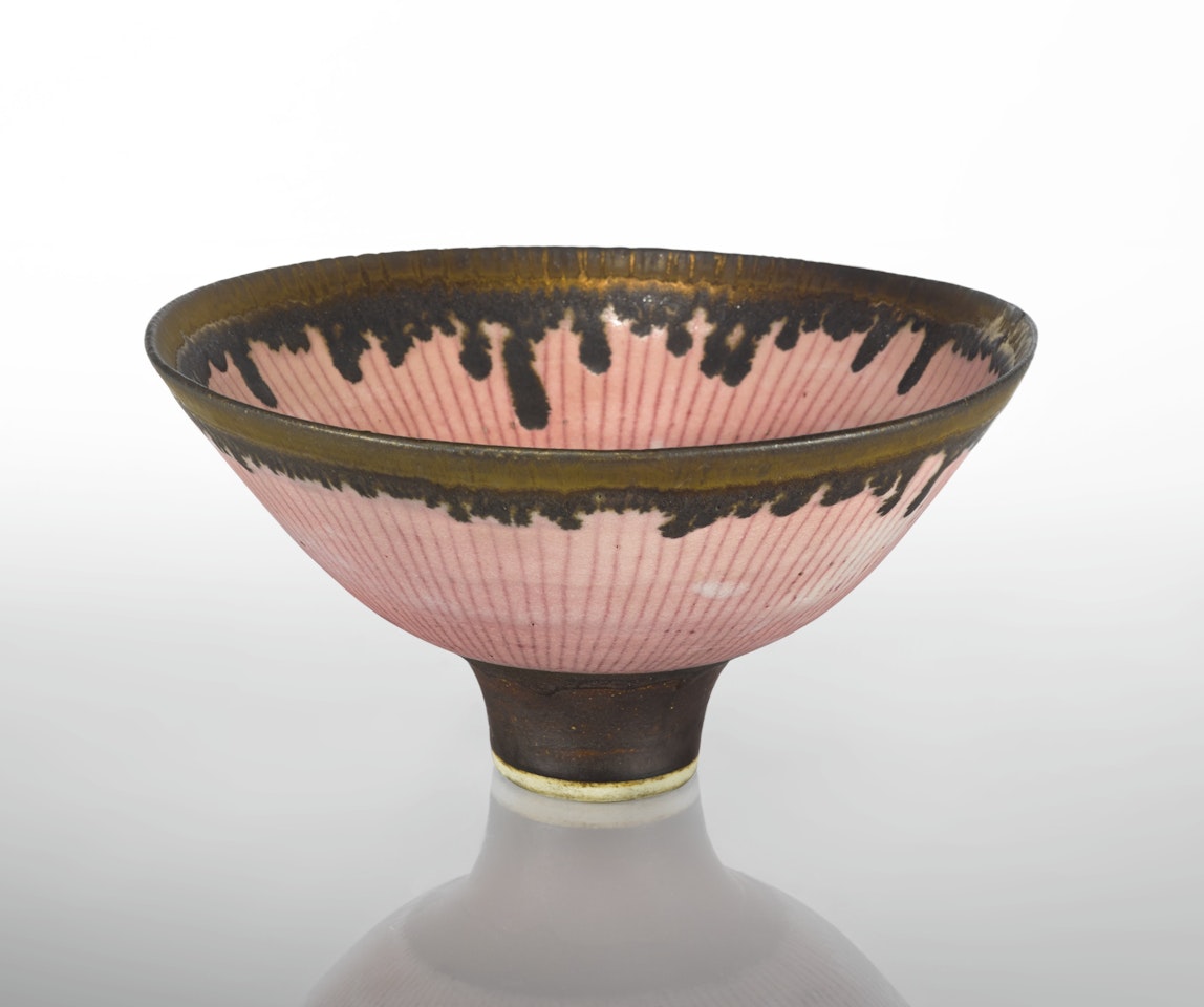 FOOTED BOWL by Lucie Rie