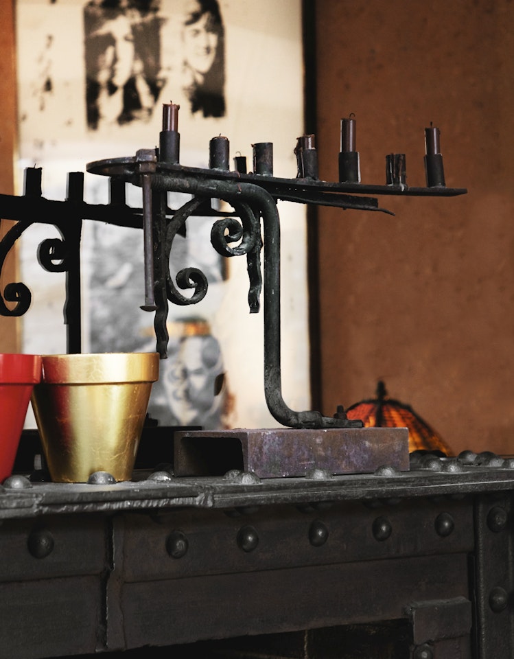 UNTITLED by Jean Tinguely