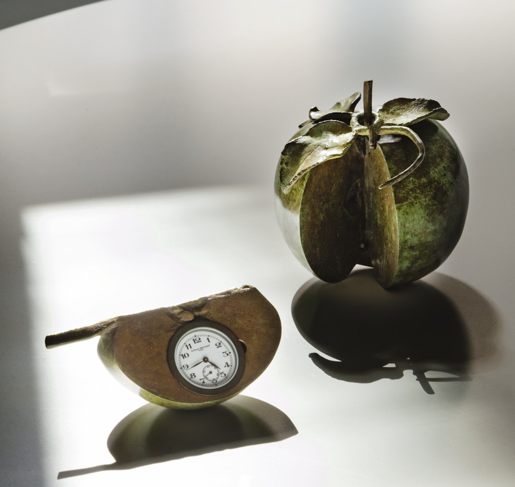POMME MONTRE by Claude Lalanne