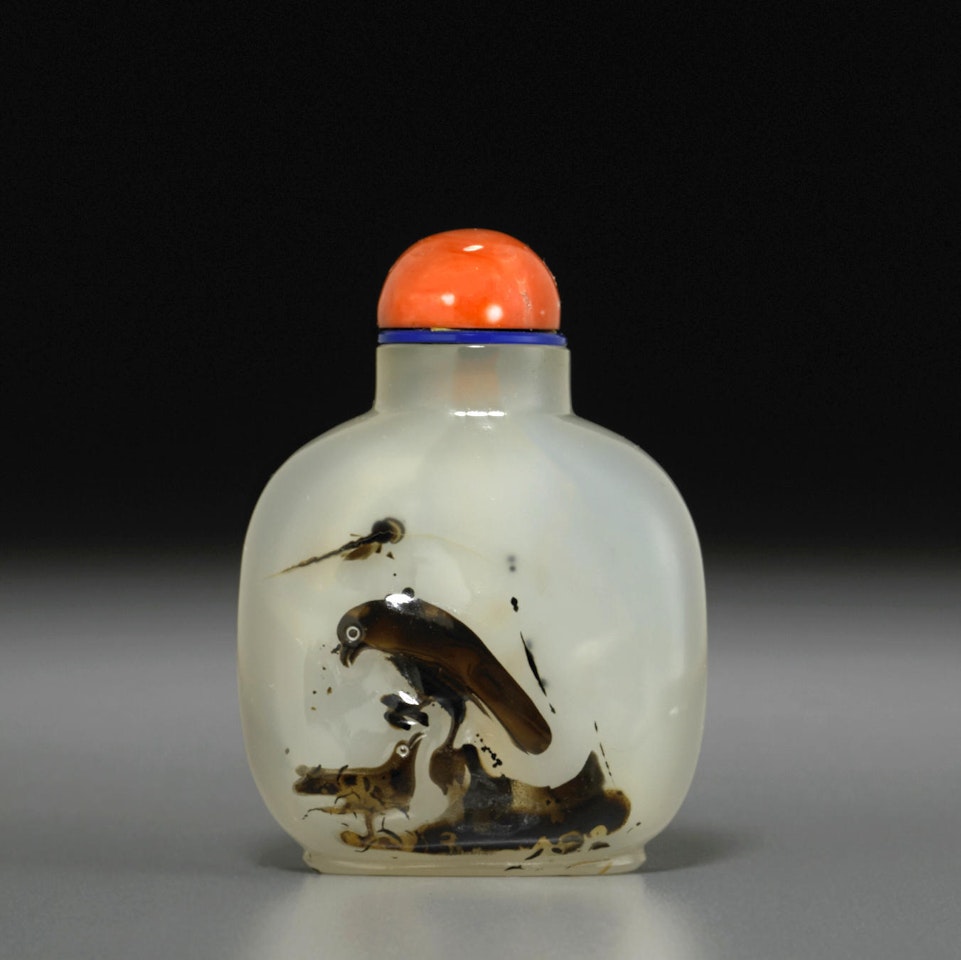 A shadow chalcedony 'hawk' snuff bottle by Anonymous