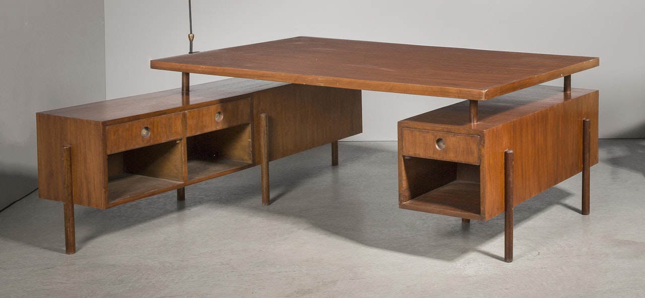 Demountable desk by Pierre Jeanneret