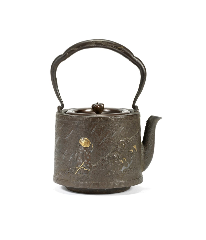 An inlaid tetsubin (iron kettle) with bronze cover By Kiryudo by Anonymous