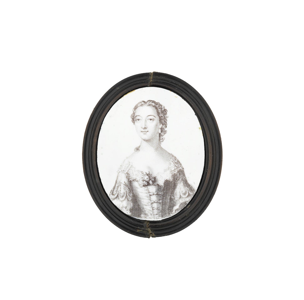 A rare Battersea enamel plaque of Elizabeth Gunning by Anonymous
