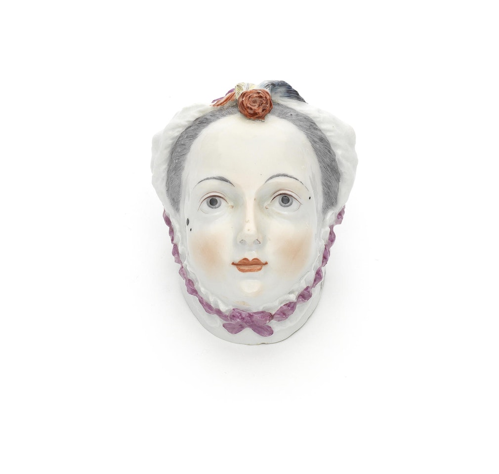 A Chelsea bonbonniere as a lady's head by Anonymous