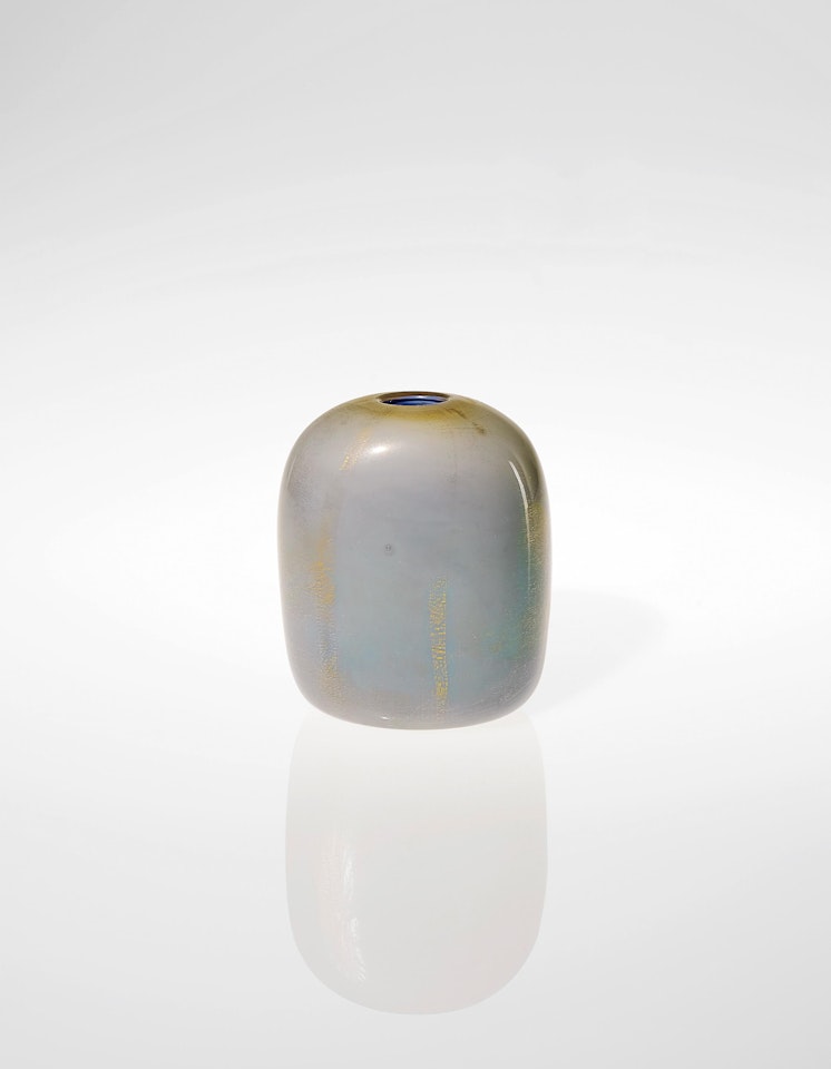 Vase, model no. 3983 by Carlo Scarpa