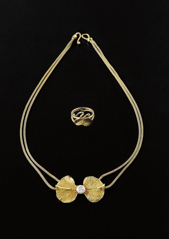 'Petales d'Or' necklace and ring by Claude Lalanne