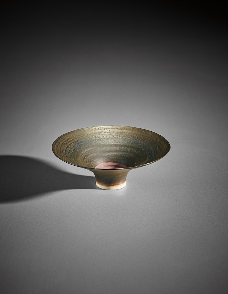 Footed bowl by Lucie Rie