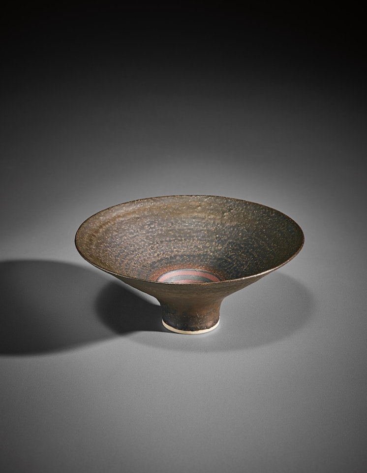 Footed bowl by Lucie Rie
