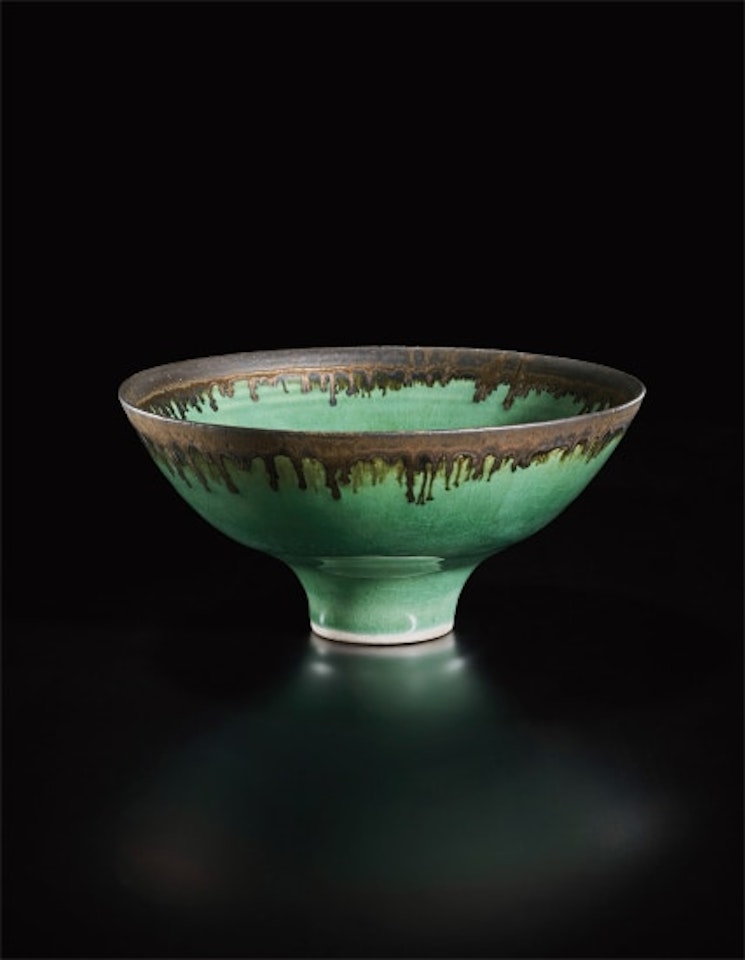 Footed bowl by Lucie Rie