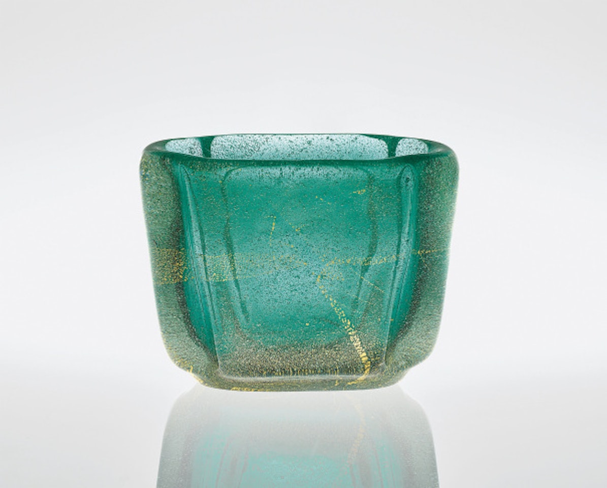 Vase, model no. 3569 by Carlo Scarpa