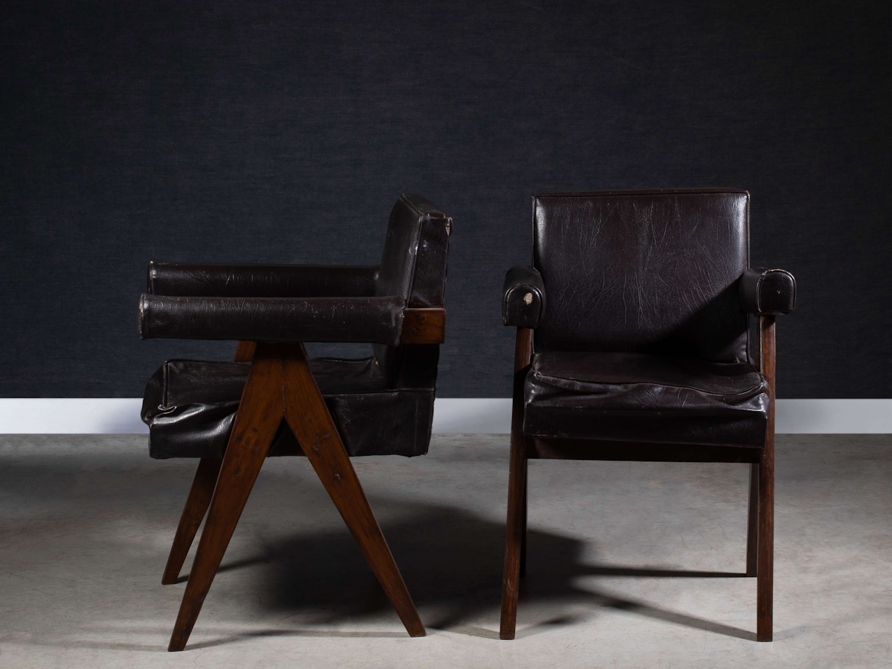 Paire de fauteuils  dits "Committee chair" by Pierre Jeanneret