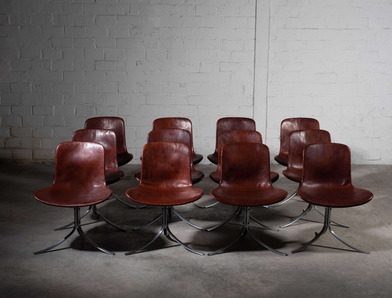 Suite de douze chaises mod. PK9 by Poul Kjaerholm