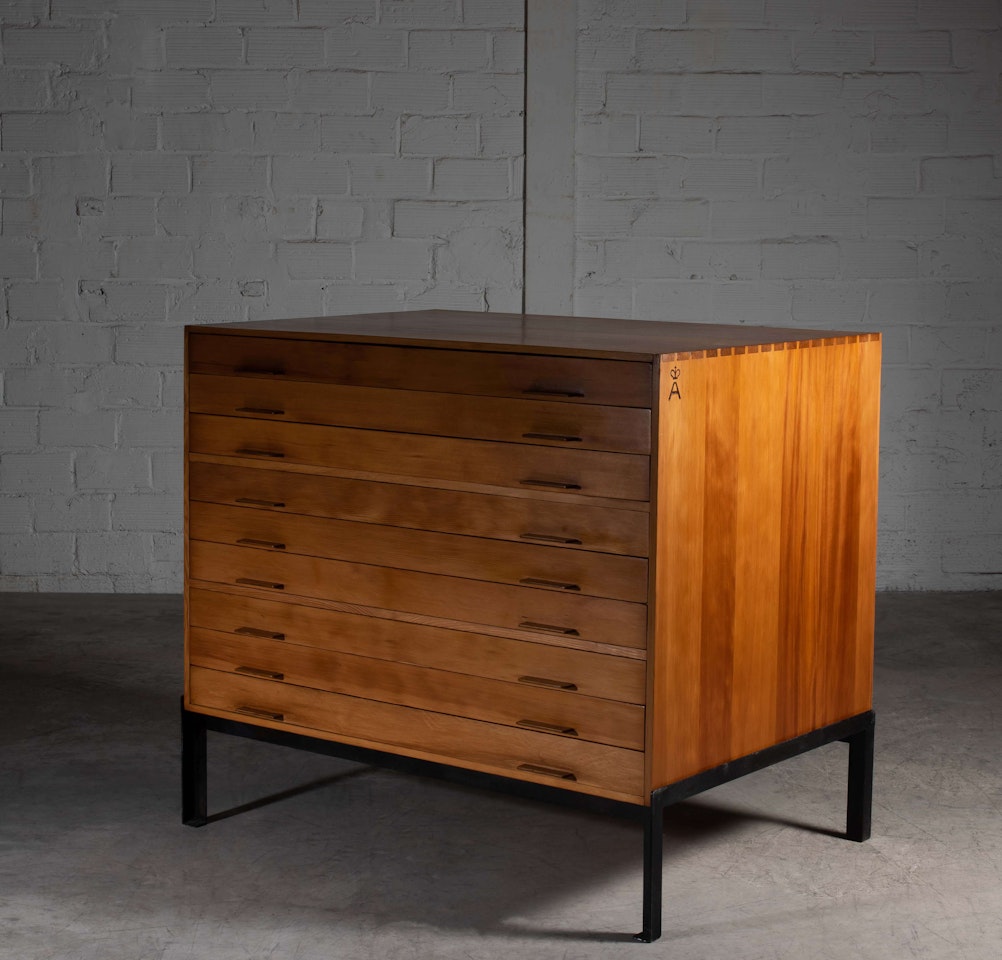 Meuble d'architecte dit "Academy cabinet" by Poul Kjaerholm