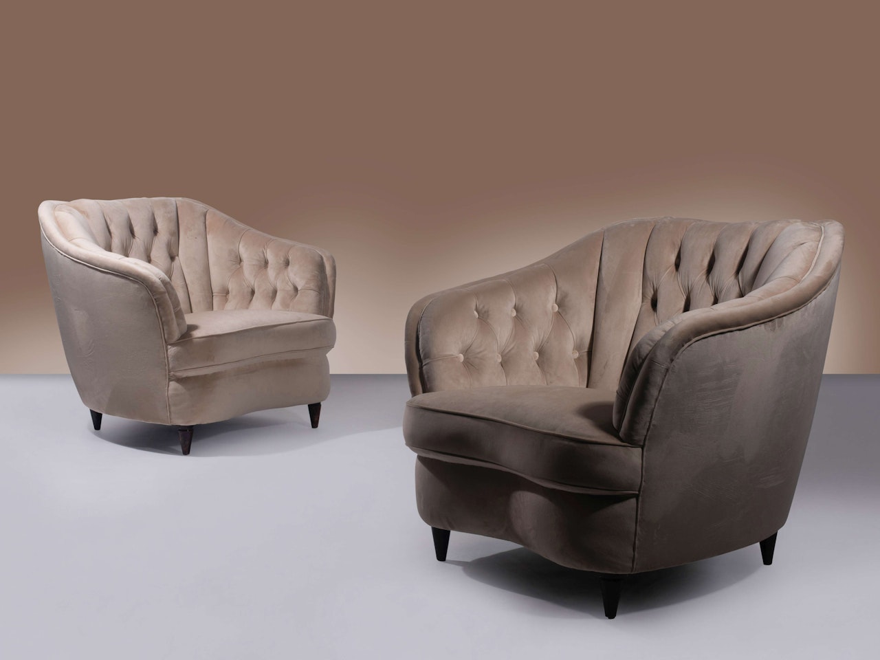 Paire de fauteuils by Gio Ponti
