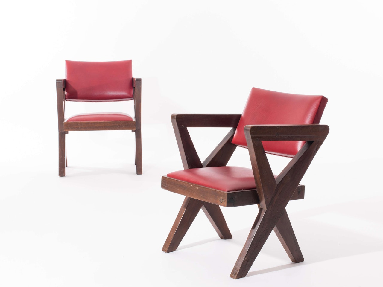 Paire de fauteuils  dits "de salle de spectable" by Pierre Jeanneret