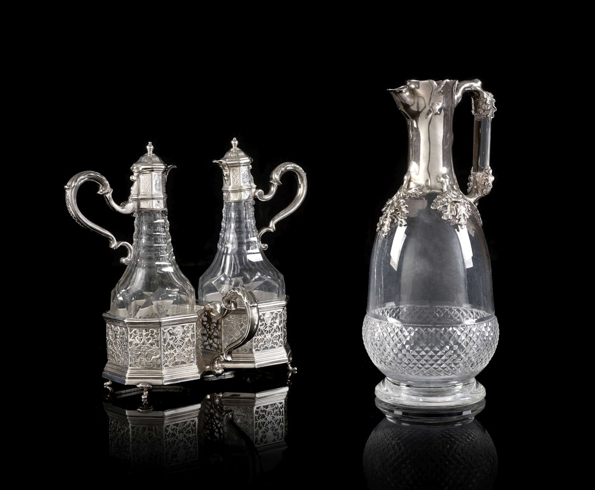 CARAFE EN CRISTAL TAILLÉ Orfèvre Edward H Stockwell, Londres 1883 by Anonymous