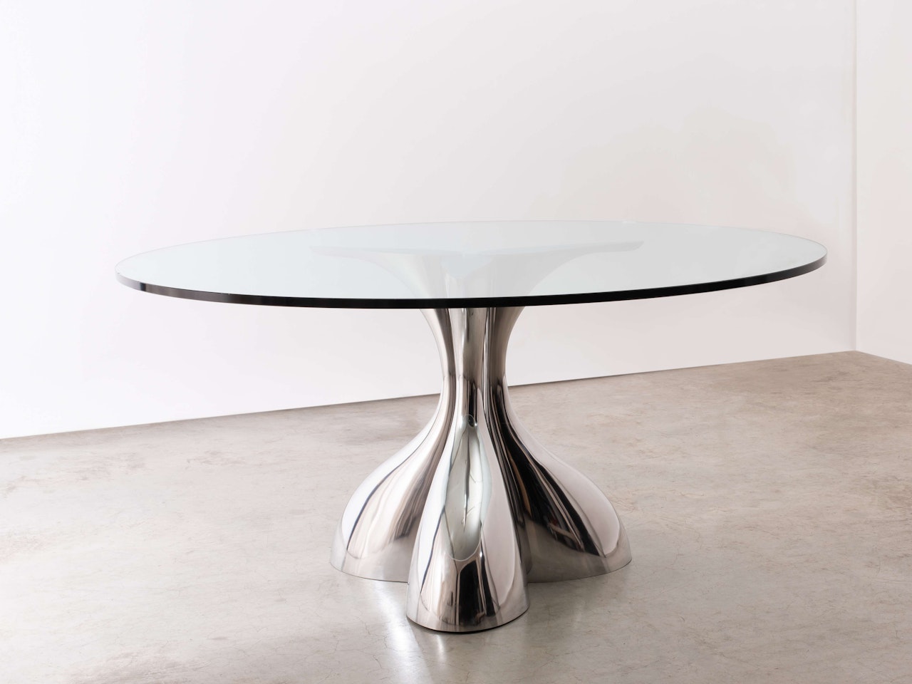Table dite «Trèfle» by Philippe Hiquily