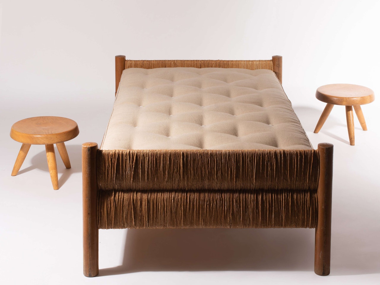 Lit enfant ou banquette by Charlotte Perriand