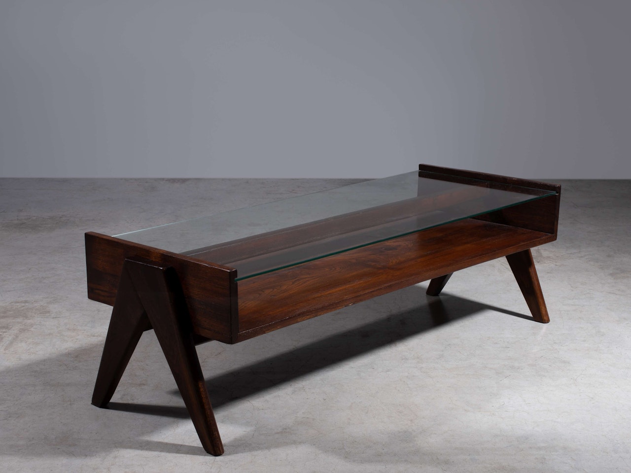 Table basse dite "Coffe table" by Pierre Jeanneret