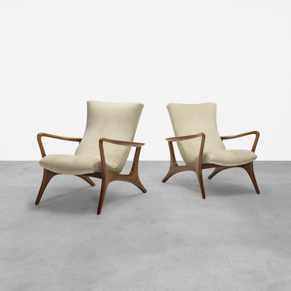 Contour lounge chairs, pair by Vladimir Kagan