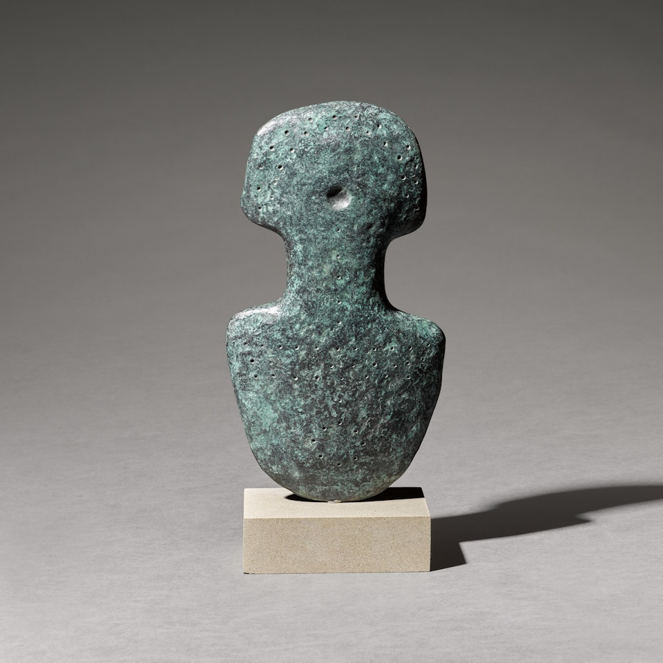 VENUS by William Turnbull