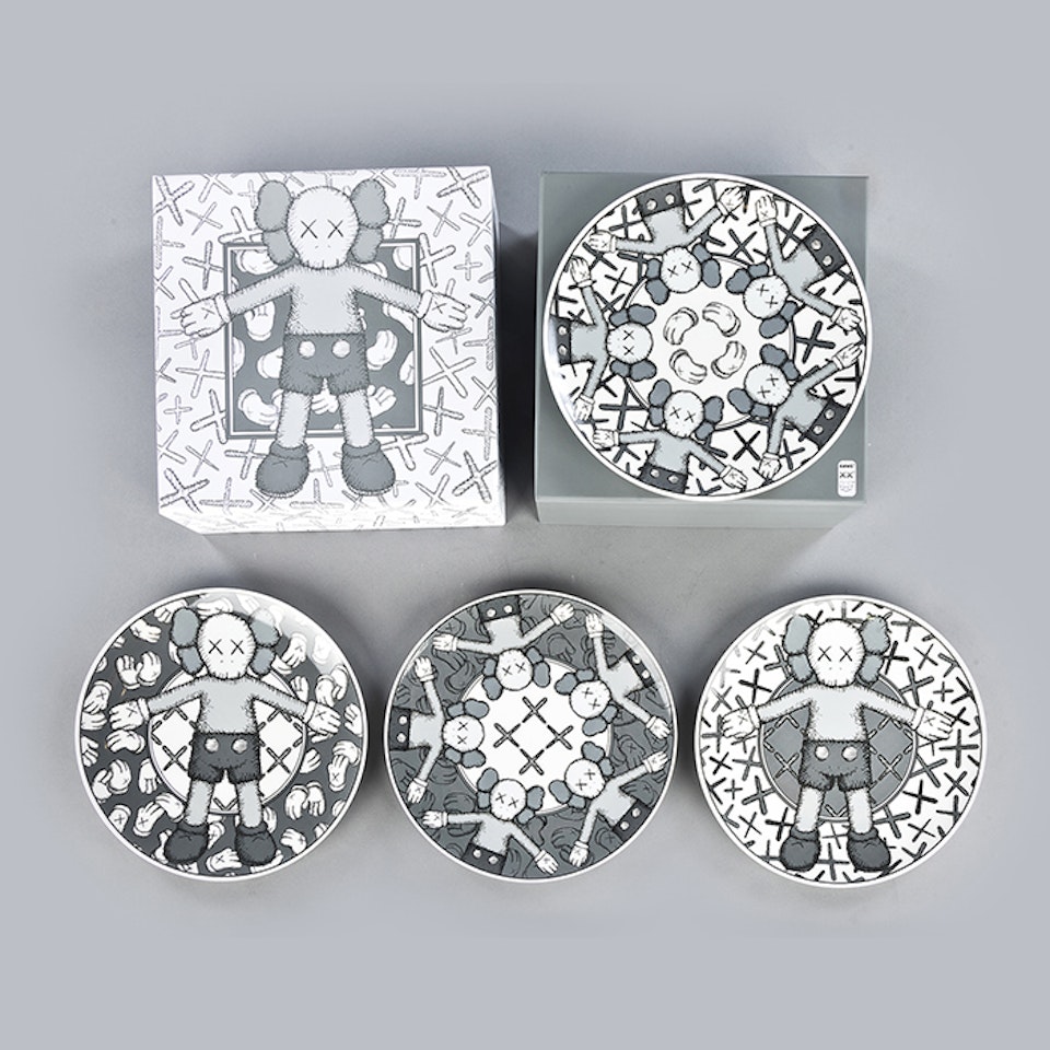 Ceramic Plates (Grey, Set of 4) by Kaws