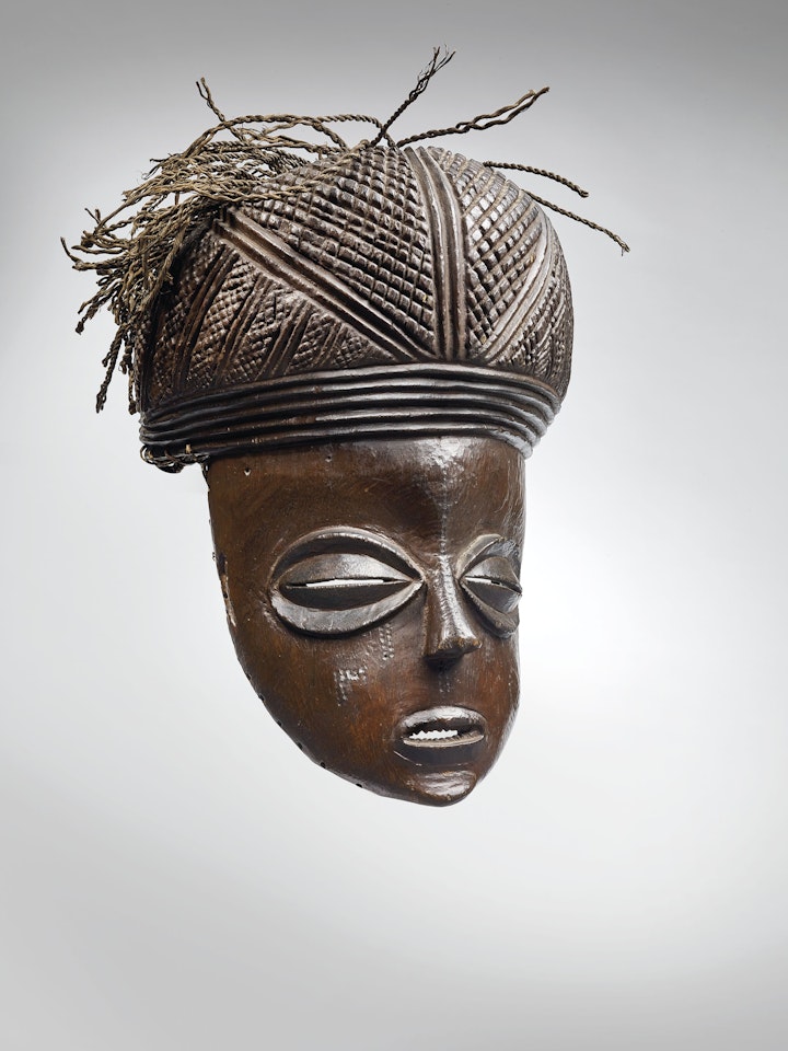 MASQUE TSHOKWE FÉMININ, MWANA PWO A CHOKWE MASK by Anonymous