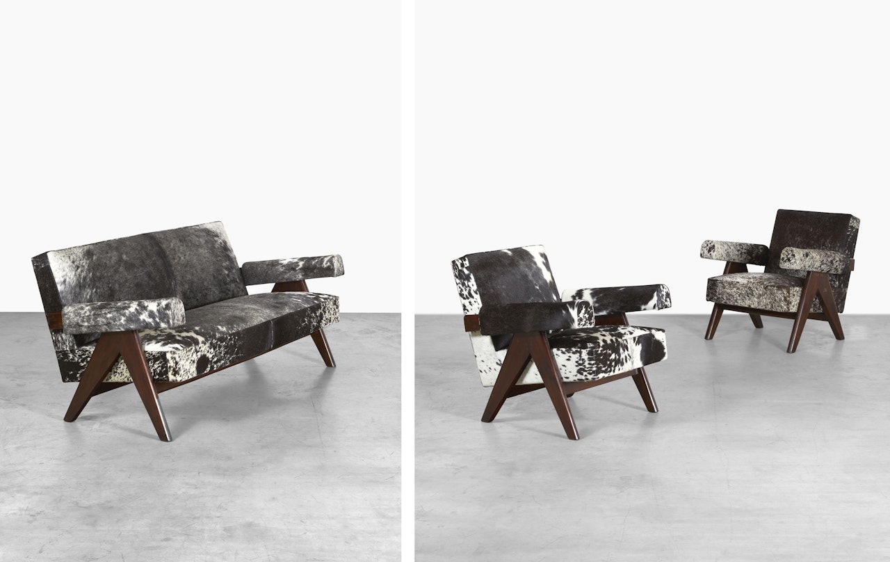 Ensemble de salon comprenant une paire de fauteuils et un canapé dit " Upholstered easy chair " by Pierre Jeanneret