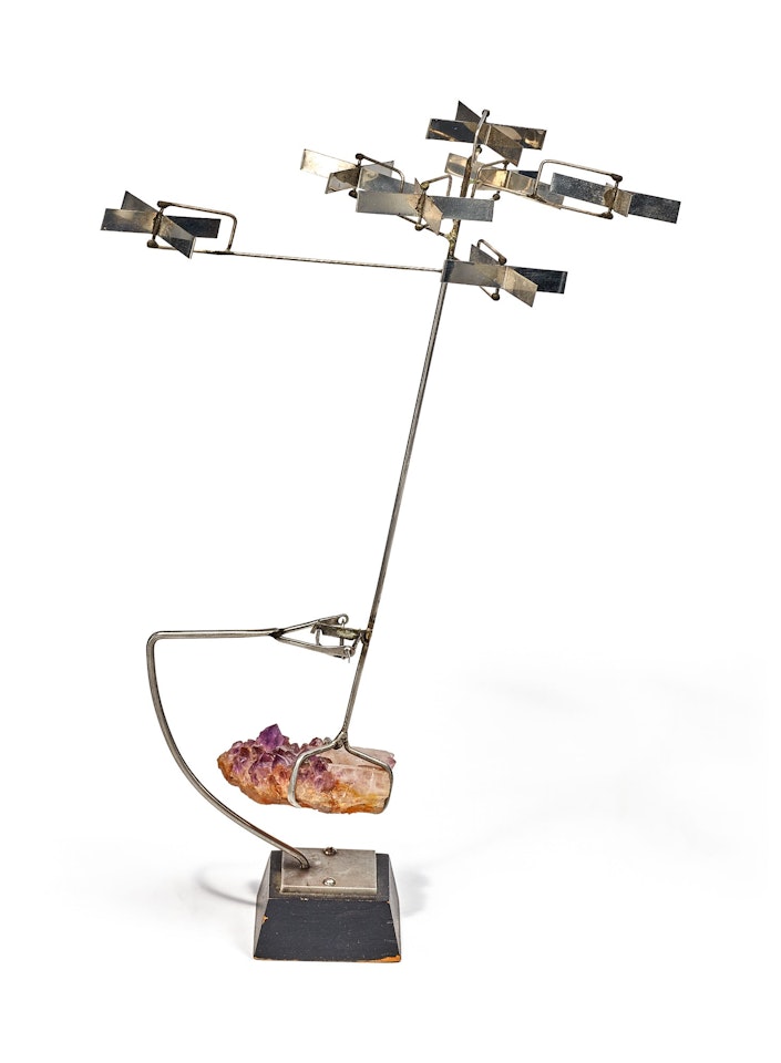 FLEURS DE ROCAILLE AMETHYST I (SEVEN ROTORS WITH AMETHYST) by George Rickey