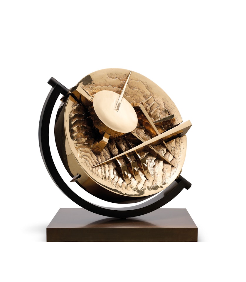 Punto dello spazio by Arnaldo Pomodoro
