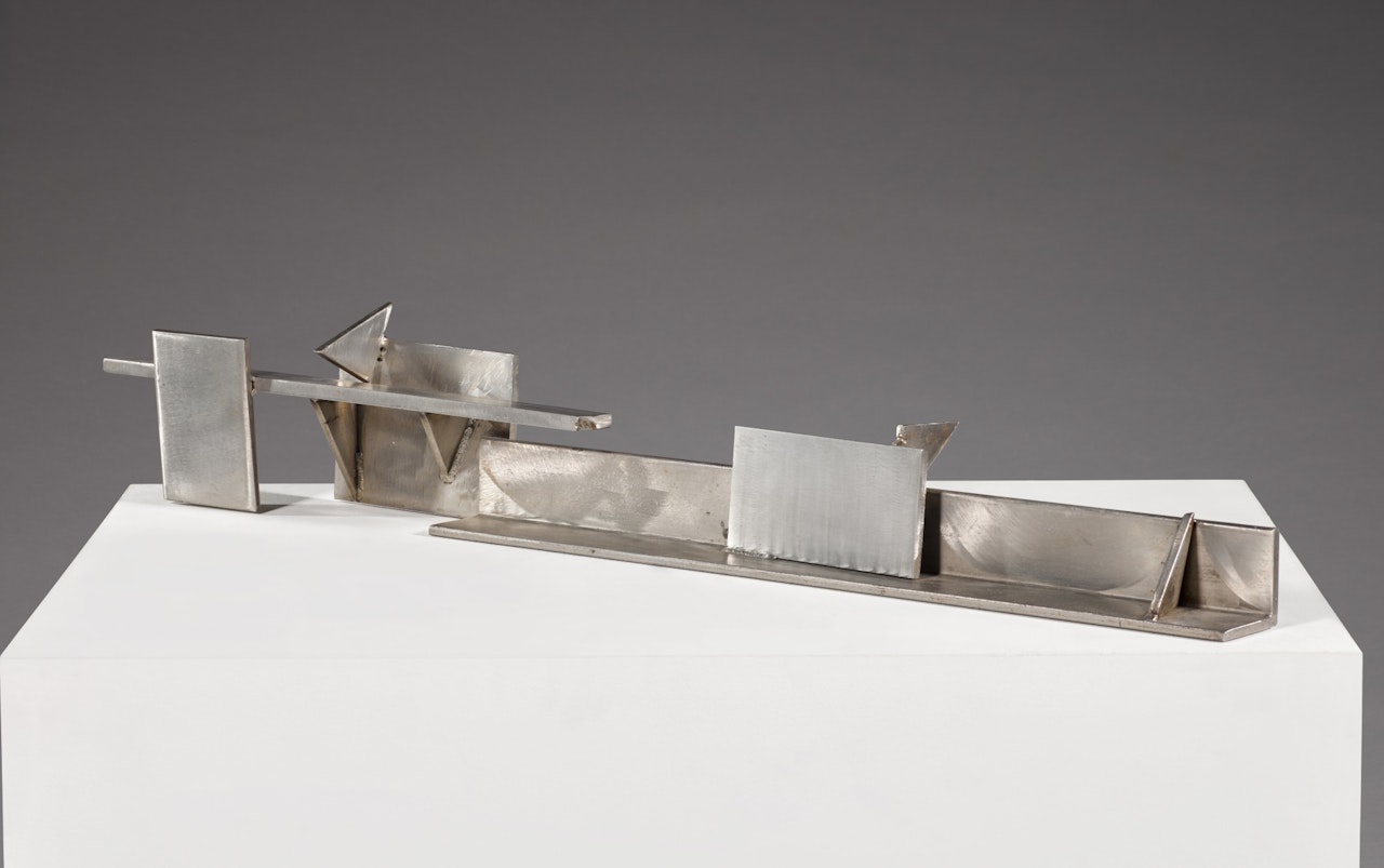 STAINLESS PIECE I-I by Anthony Caro
