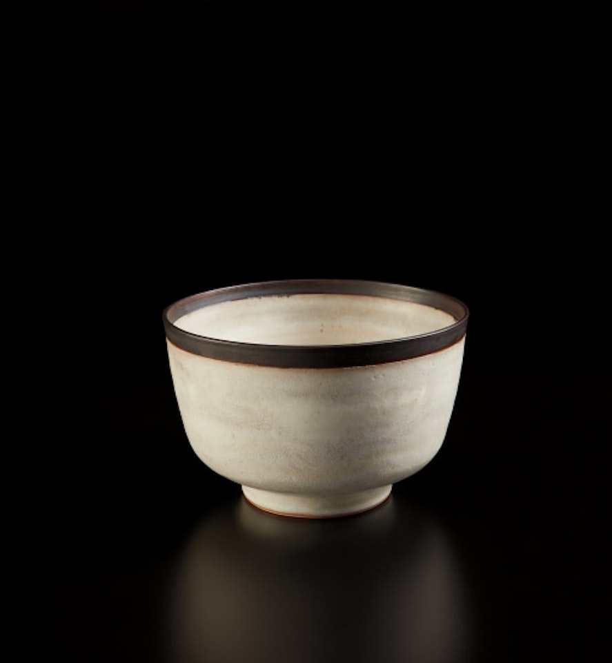 Footed bowl by Lucie Rie